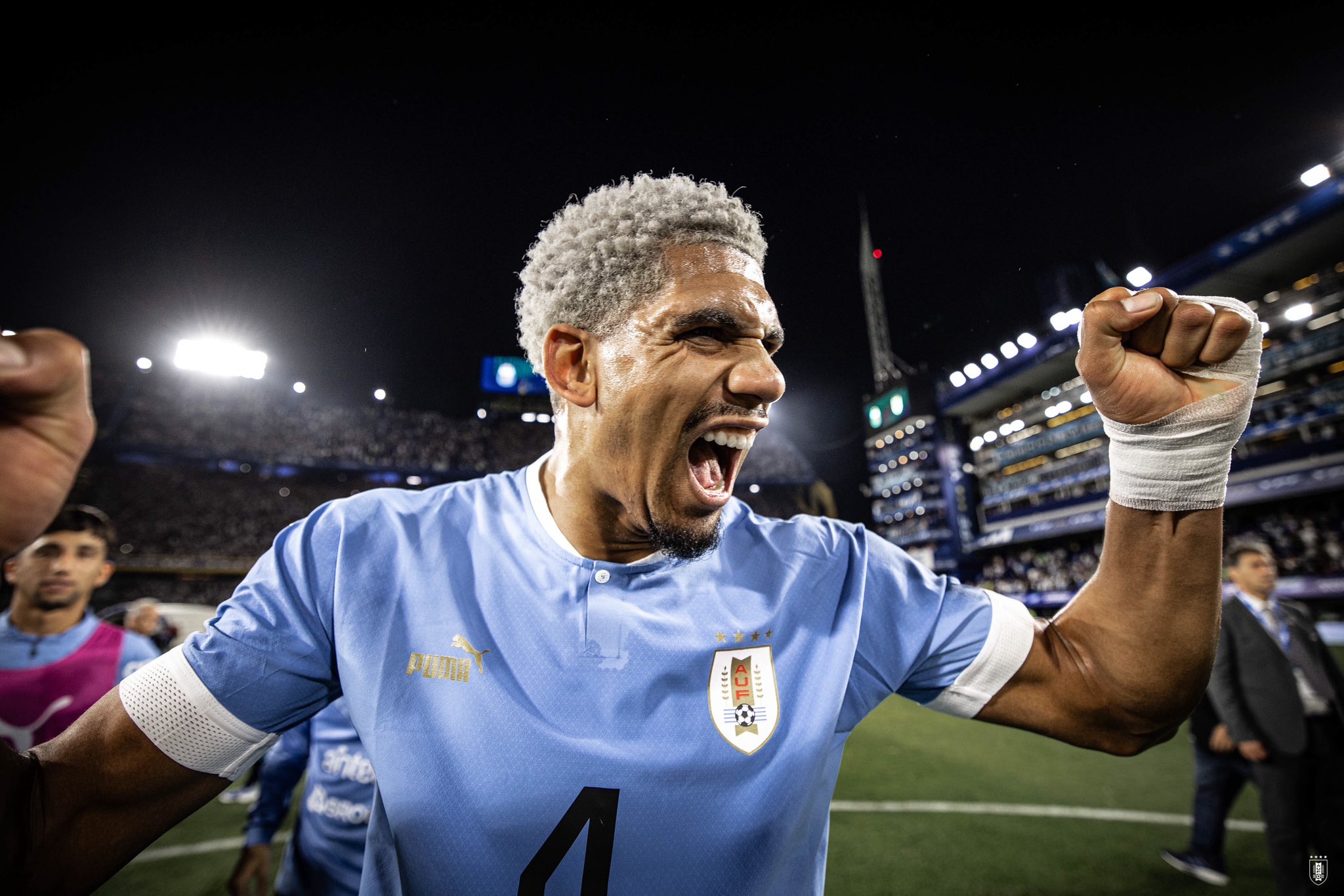 El Uruguay de Bielsa superó a Brasil de local y sube en las eliminatorias  sudamericanas