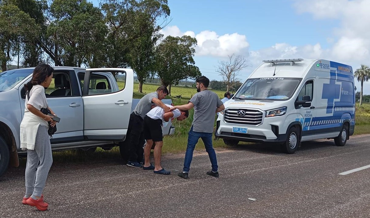 Armada Nacional evacúa a cuatro adolescentes intoxicados por fuga de gas en Cabo Polonio